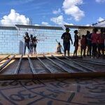 montagem-pergola-bambu-escola-municipal